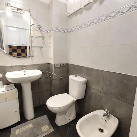 Olympia With Balcony And Pool, Americas Apartament Costa Adeje (Tenerife)