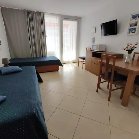 Apartament Olympia With Balcony And Pool, Americas Costa Adeje (Tenerife)